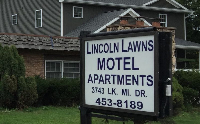 Lincoln Lawns Motel (Lincoln Lawns Motel Apartments) - From The Web